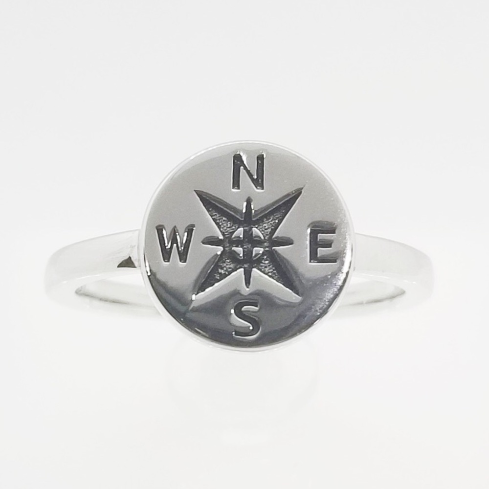 925 Sterling Silver Wanderlust Round Compass Ring - Picture 3 of 7